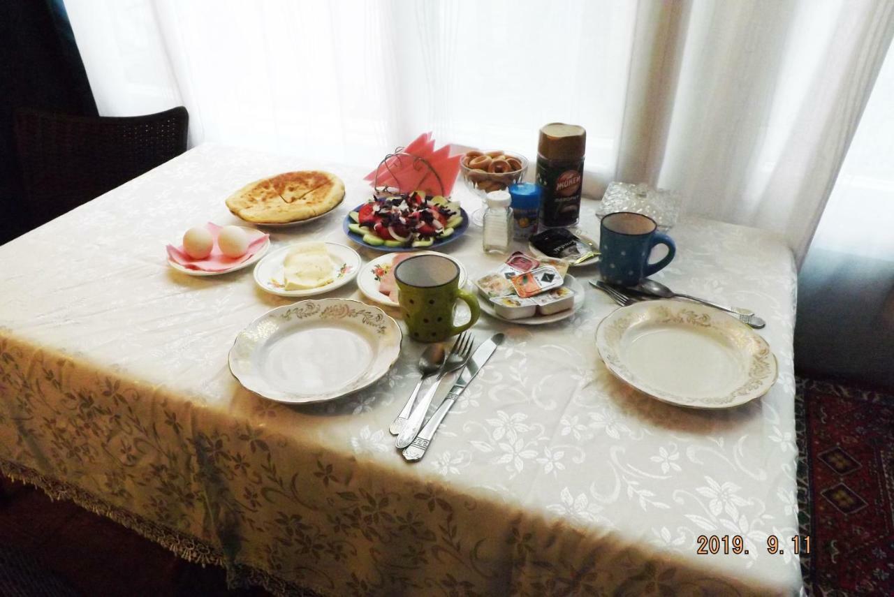 Guest House Ing ティビリシ エクステリア 写真