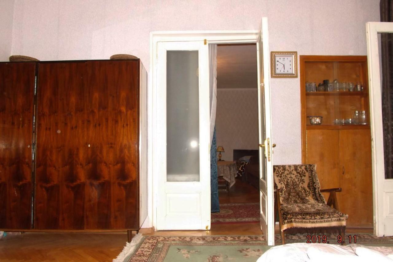 Guest House Ing ティビリシ エクステリア 写真